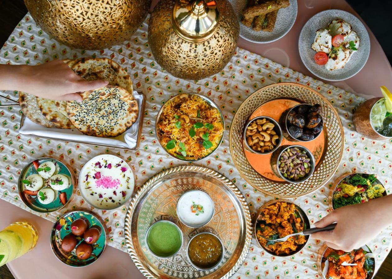Centara West Bay Hotel & Residences Dauhá Exteriér fotografie A vegetarian meal
