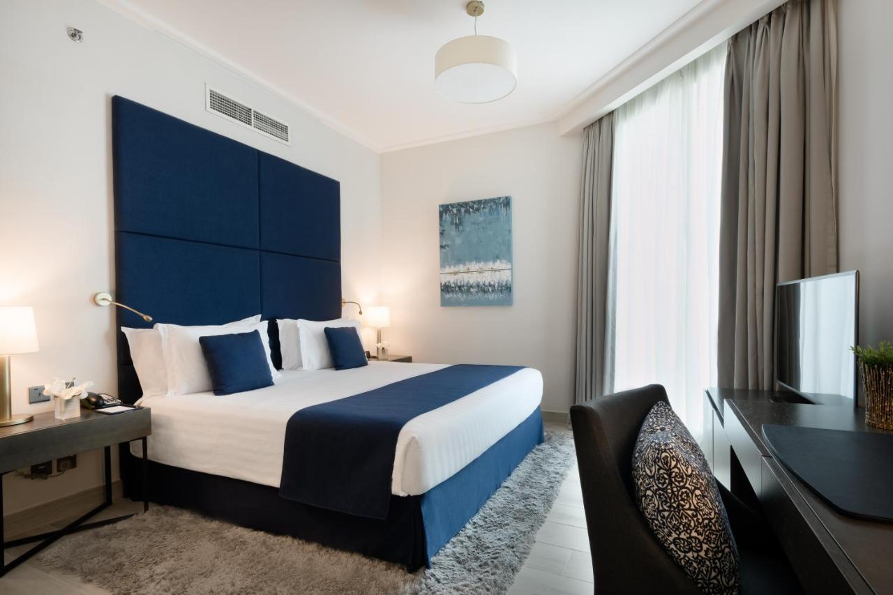Centara West Bay Hotel & Residences Dauhá Exteriér fotografie Deluxe room